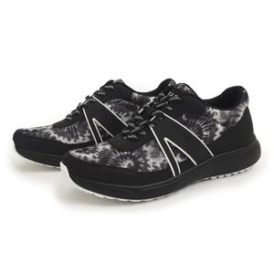 TRAQ by Alegria Womens Qarma 2 Walking Shoes - Black & White Blast Off NIB